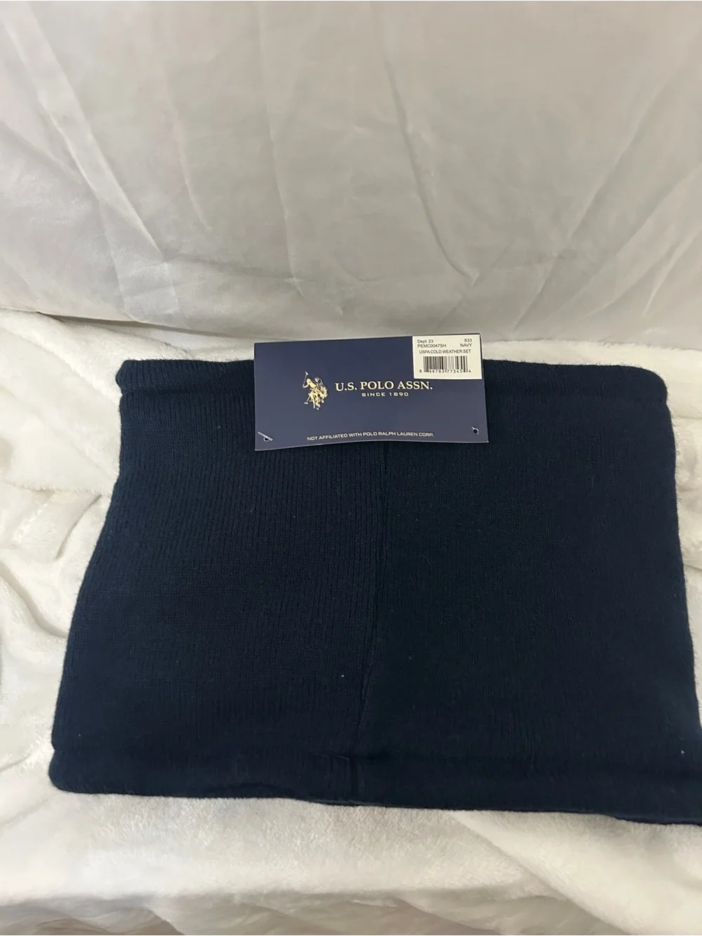 NWT U.S. Polo Assn. Men's Navy Blue Cold Weather Hat & Neck Gaiter Set⁠